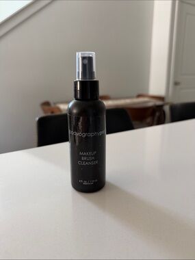 BodyographyPro Makeup Brush Cleanser Spray - Black